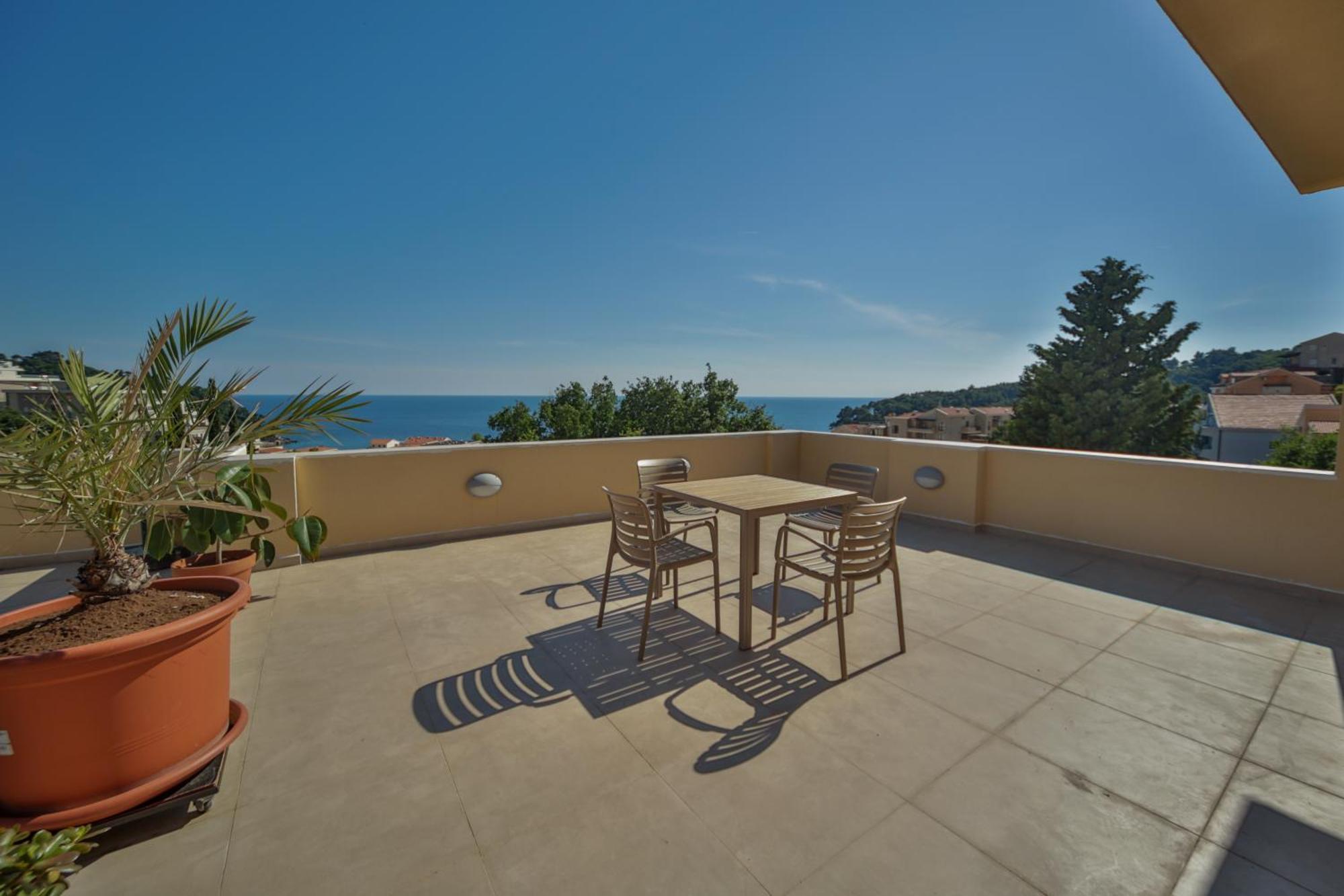 Apartmani Agape Petrovac ภายนอก รูปภาพ