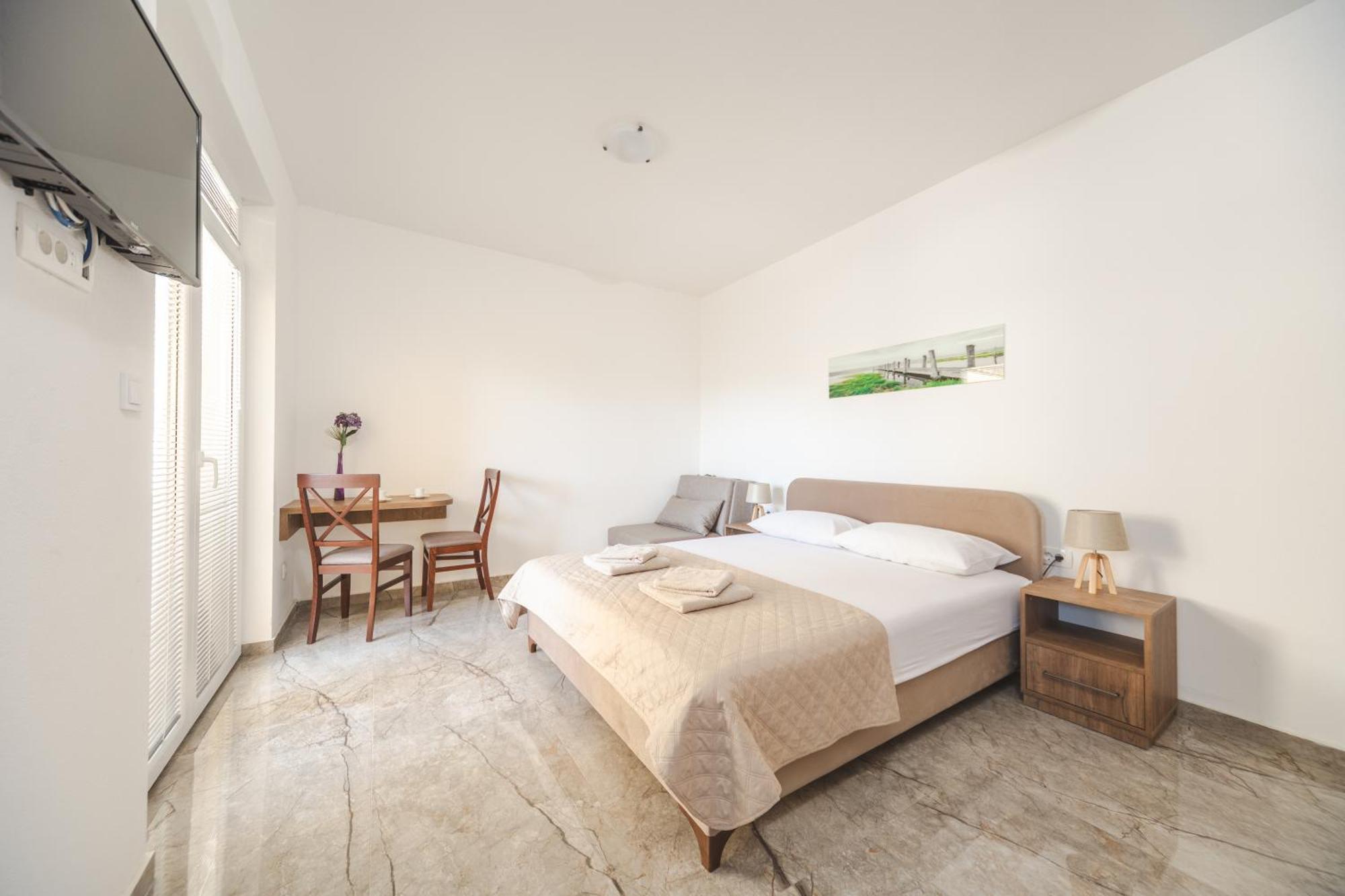 Apartmani Agape Petrovac ภายนอก รูปภาพ